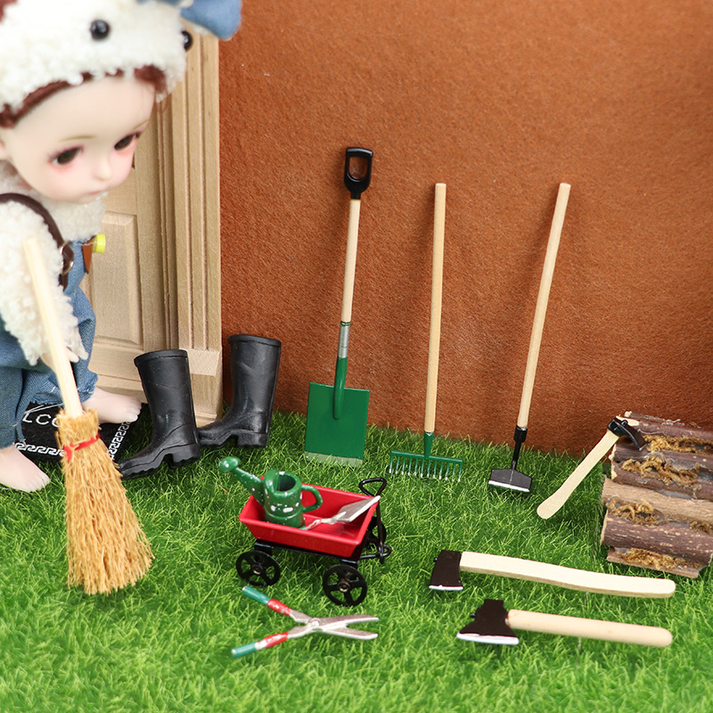 1:12 миниатюрный набор садовых – обзор и цена Gardening Tools 5 Year Old
