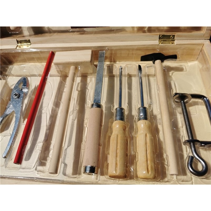 Дети реальной жизни, деревянна – обзор и цена Gardening Tools 5 Year Old